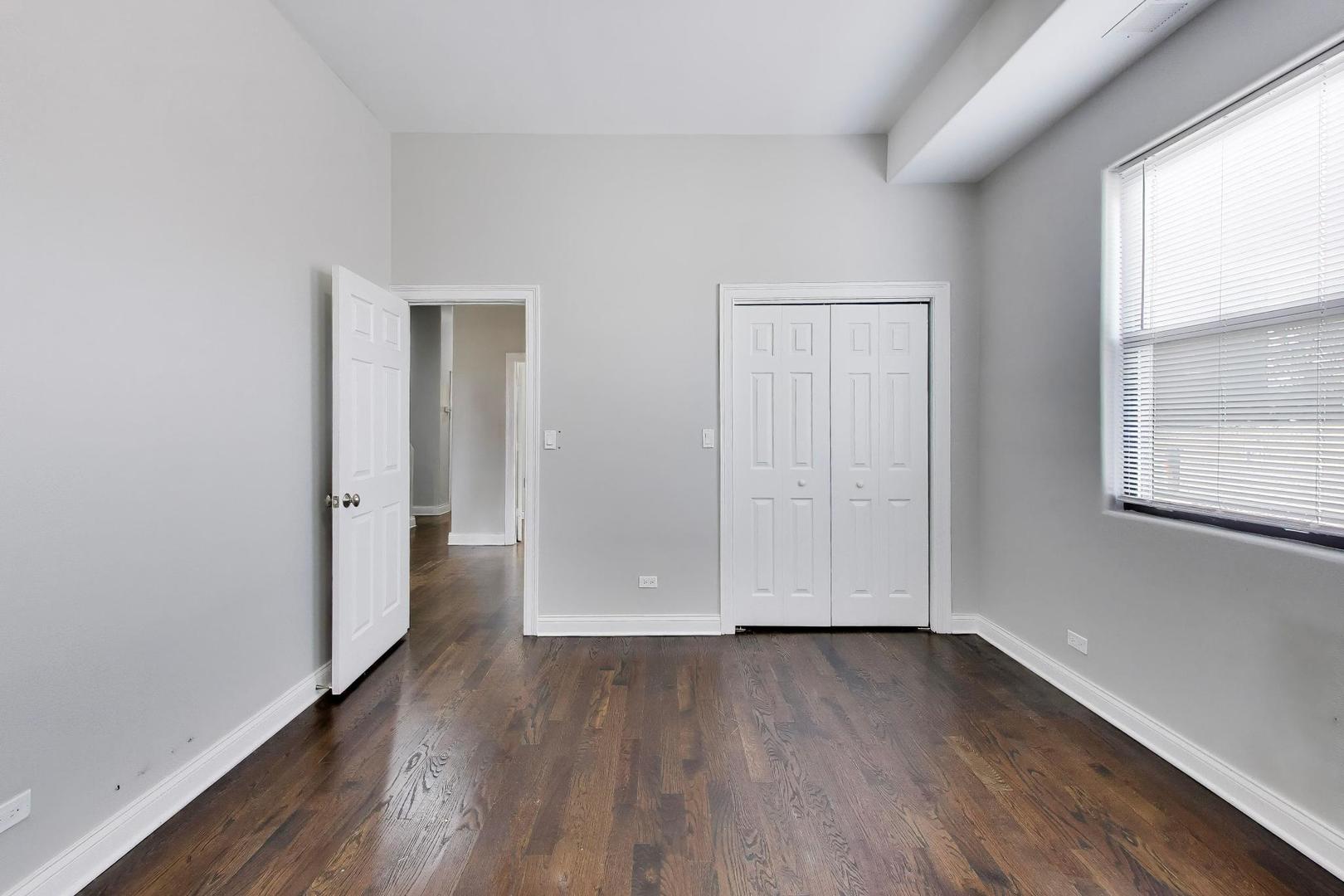 3330 S Indiana Avenue 2n Property Photo 13