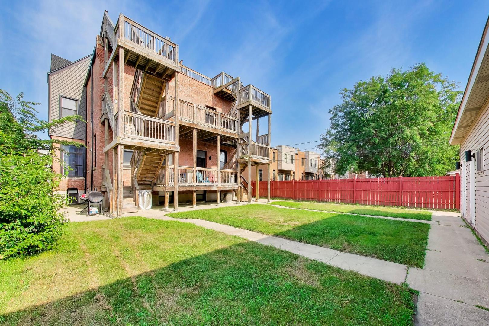 3330 S Indiana Avenue 2n Property Photo 34