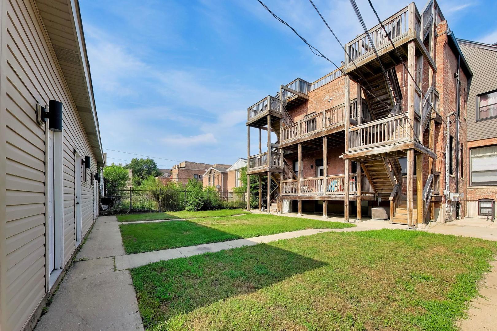 3330 S Indiana Avenue 2n Property Photo 35