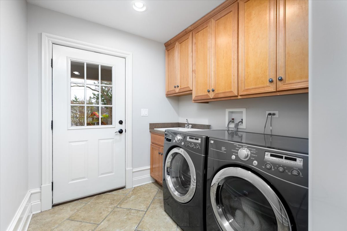 849 E Hillside Road Property Photo 27