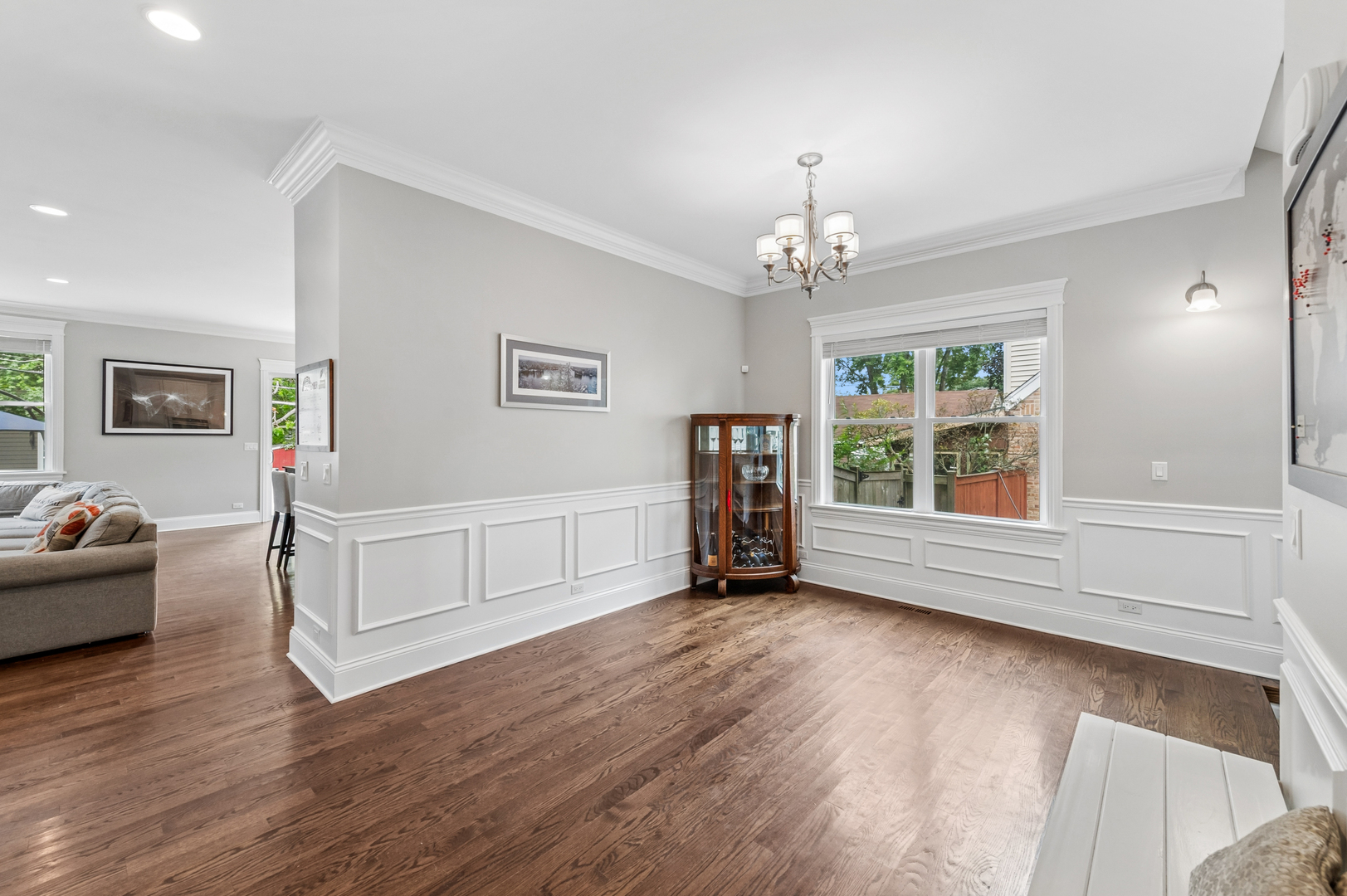 1110 Chestnut Street Property Photo 6