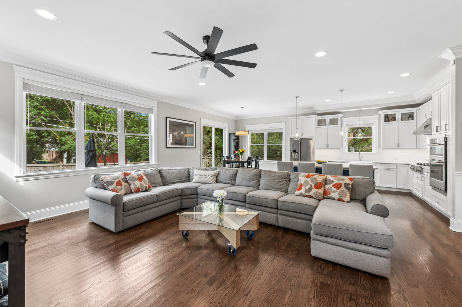 1110 Chestnut Street Property Photo 8