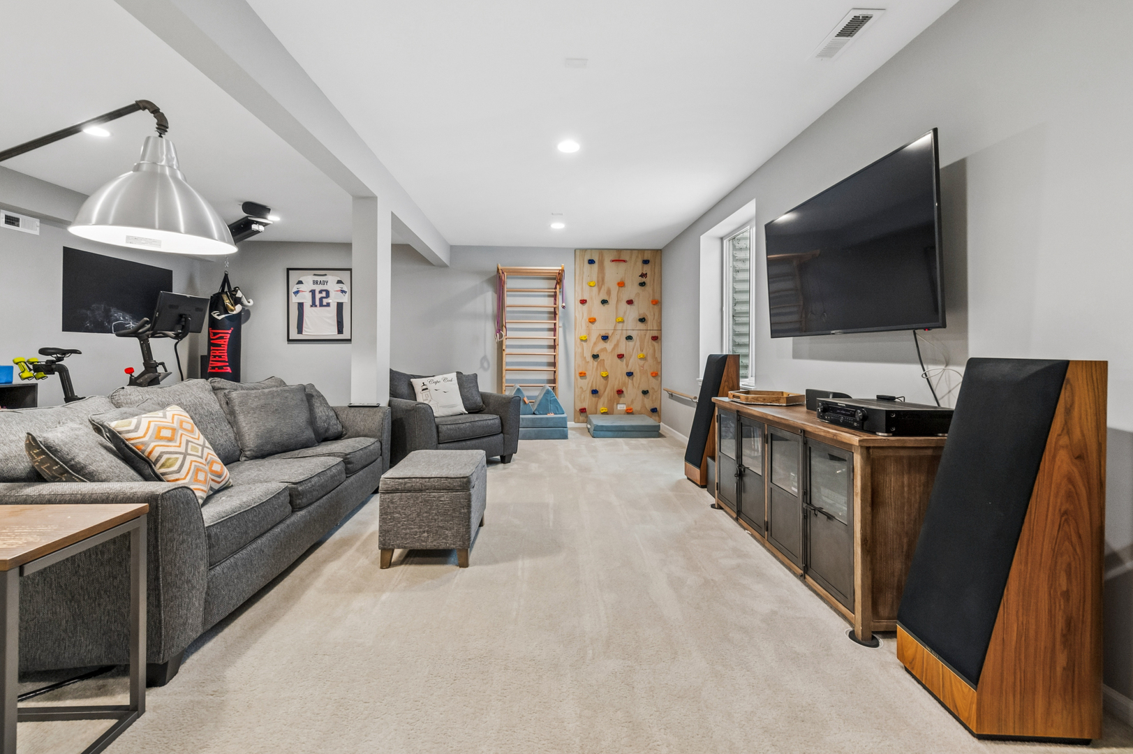 1110 Chestnut Street Property Photo 31
