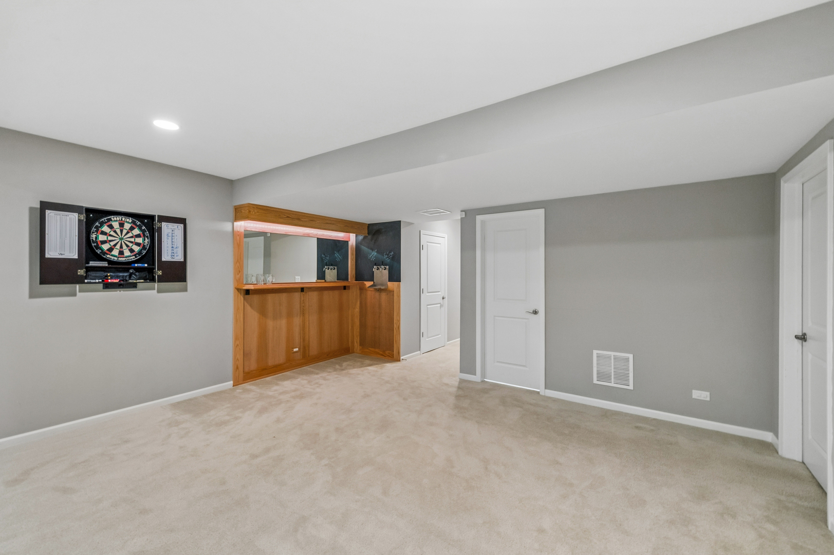 1110 Chestnut Street Property Photo 32