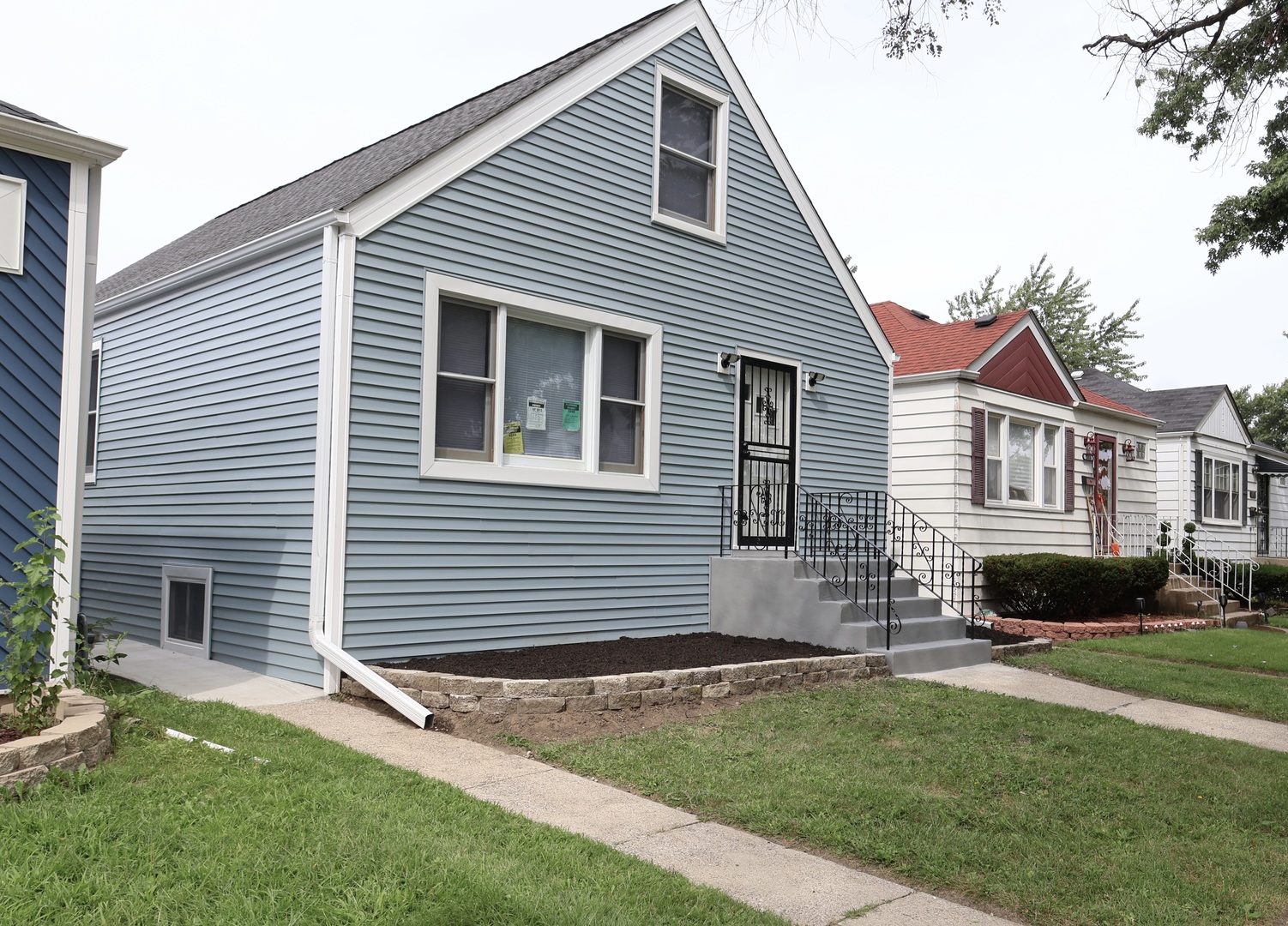 12414 S Aberdeen Street Property Photo 3