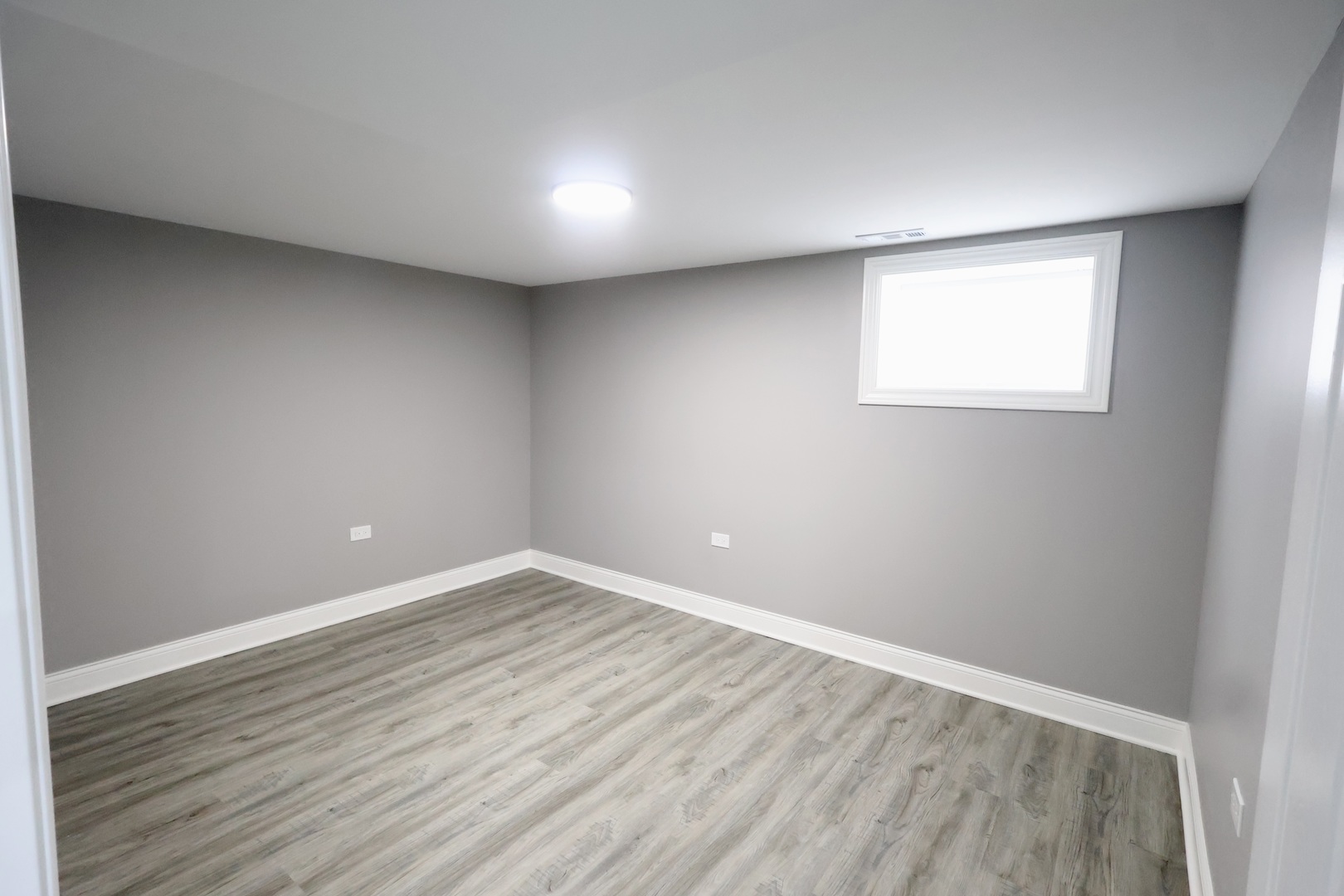 12414 S Aberdeen Street Property Photo 18