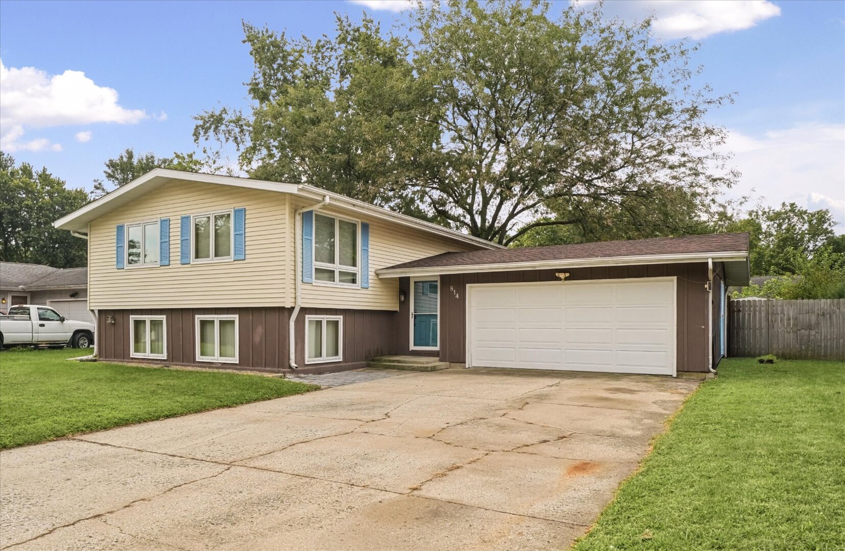 814 Pinecrest Drive Property Photo 4