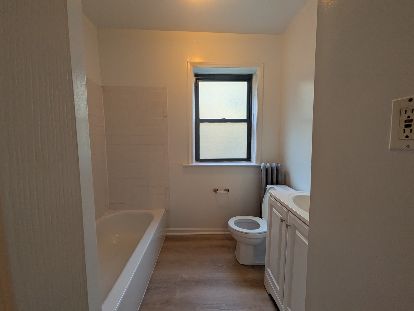 2332 N Spaulding Avenue 1a Property Photo 9