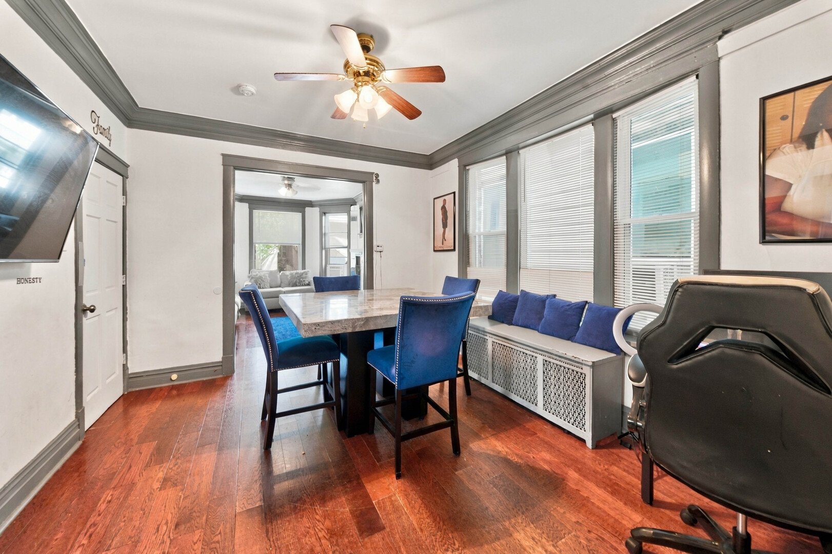 4109 W Van Buren Street Property Photo 4