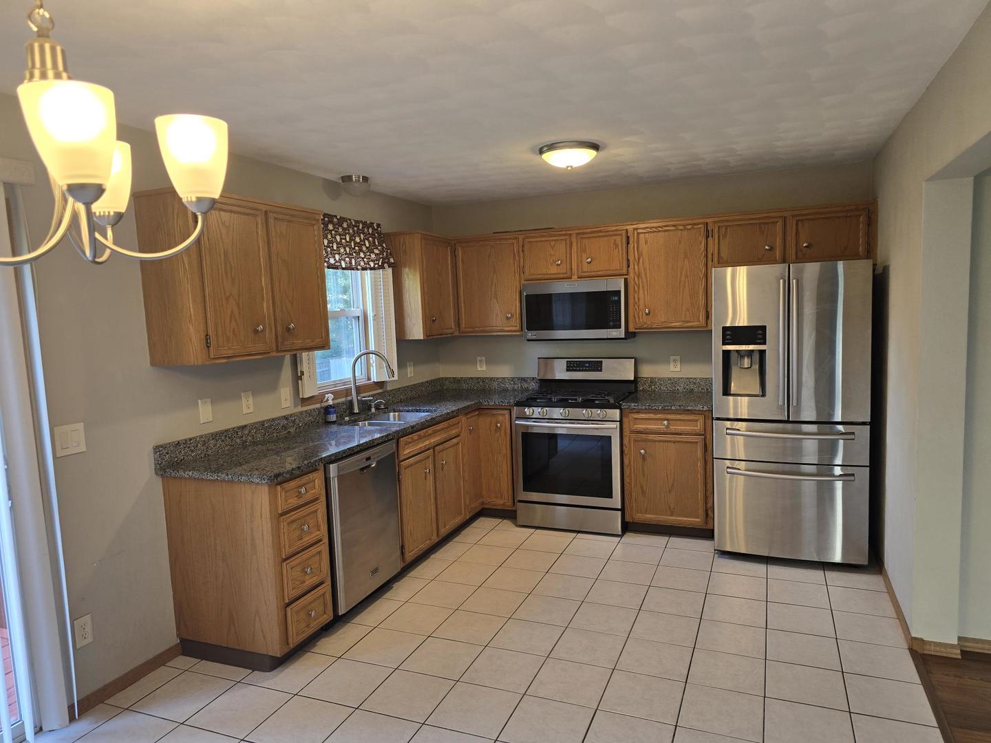 6585 Sonoma Property Photo 5