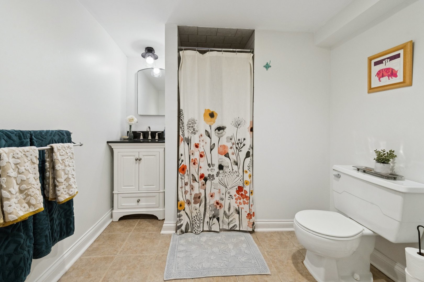 1610 W Carmen Avenue Property Photo 15