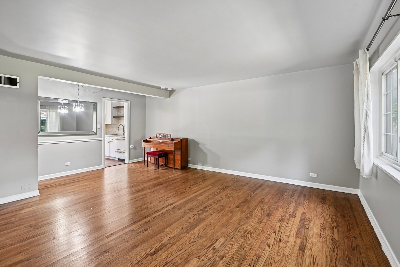 738 Dodge Avenue Property Photo 3