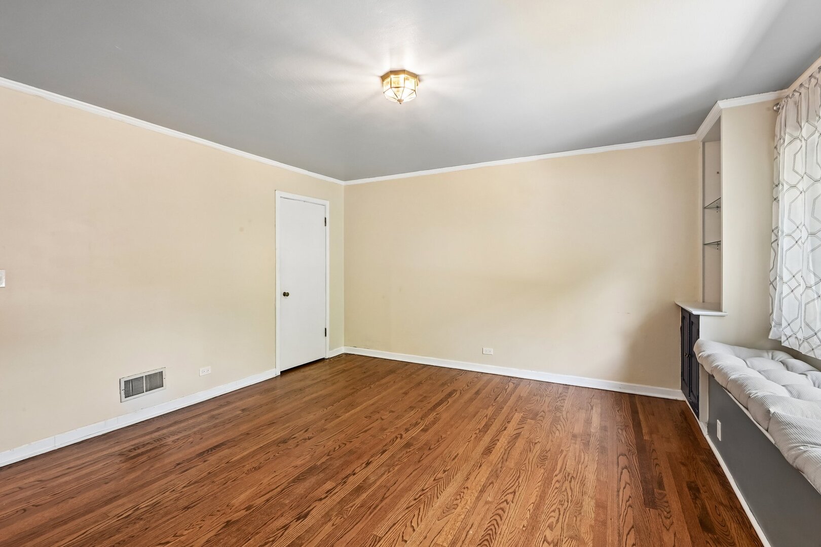 738 Dodge Avenue Property Photo 12