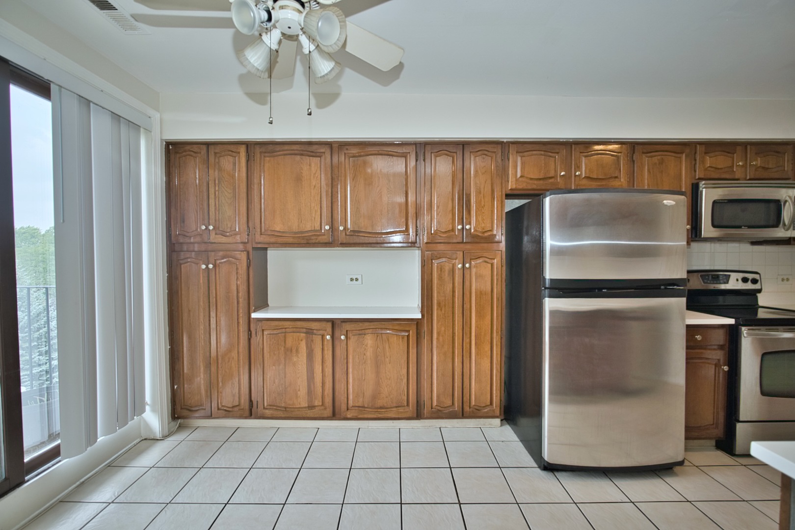 7601 Lincoln Avenue 502 Property Photo 13
