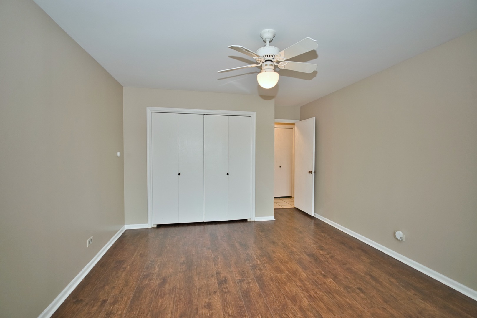 7601 Lincoln Avenue 502 Property Photo 20