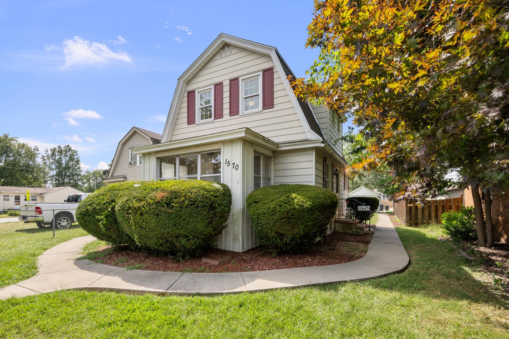 1570 43rd Street Property Photo 2