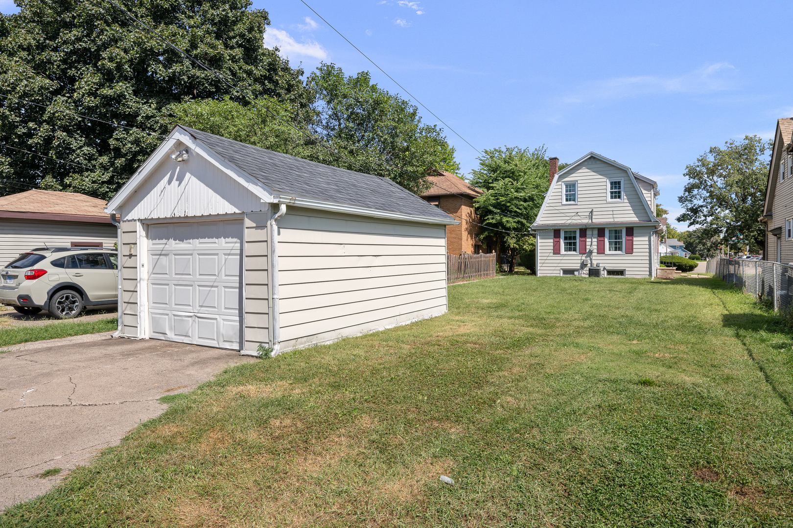 1570 43rd Street Property Photo 7