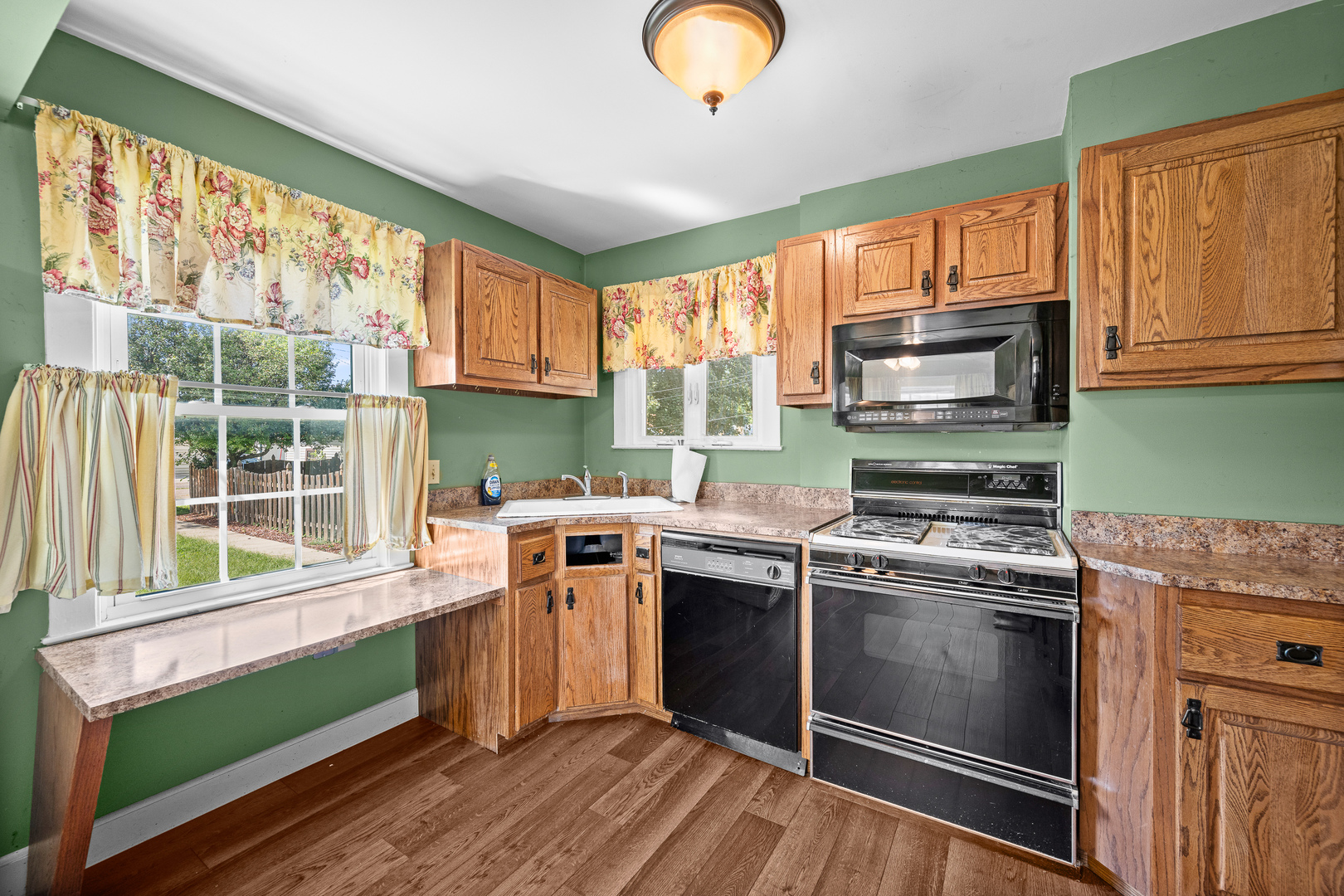 1570 43rd Street Property Photo 19