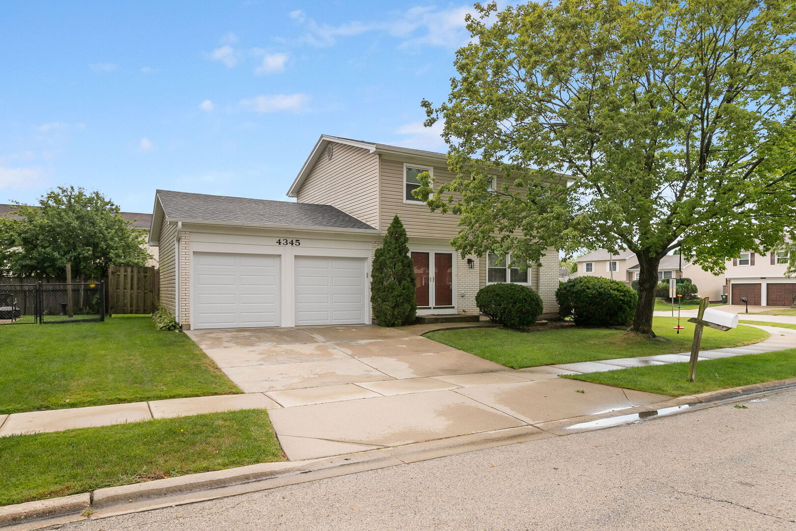 12753470 Property Photo 1