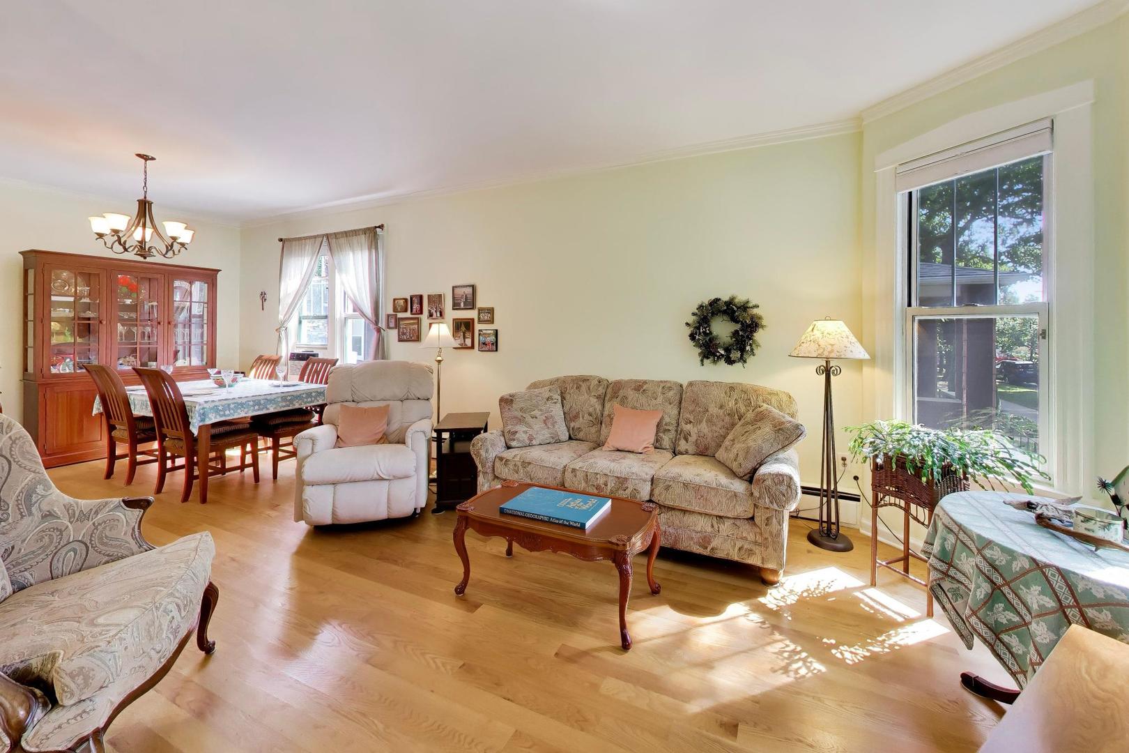 4149 N Ridgeway Avenue Property Photo 6