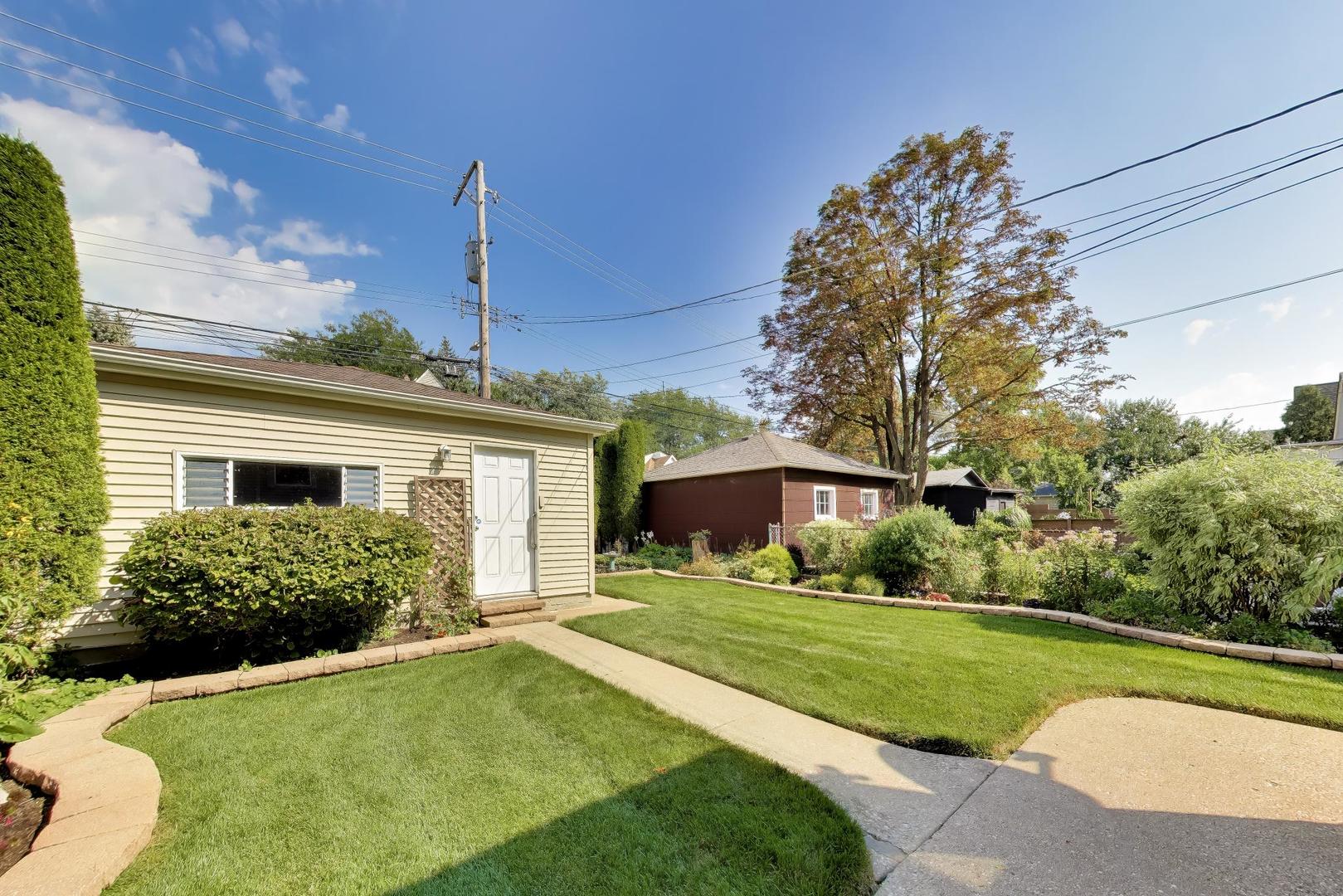 4149 N Ridgeway Avenue Property Photo 44