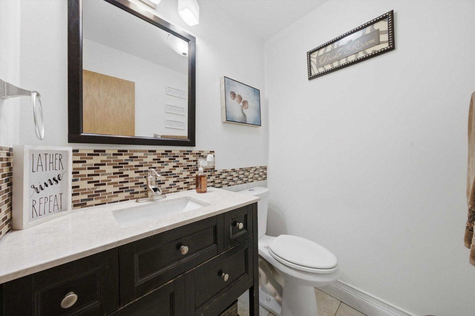 10623 Windsor Drive Property Photo 9