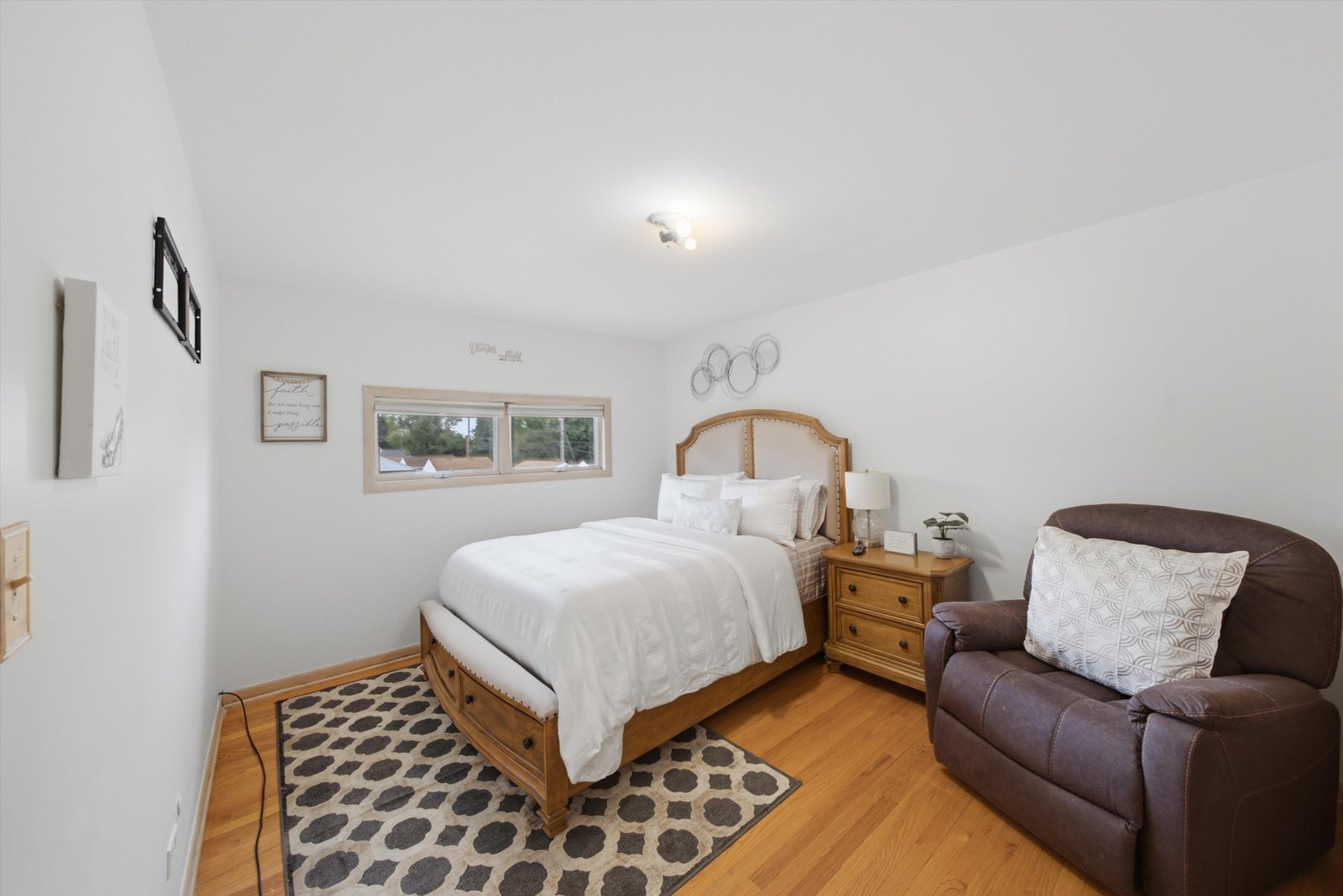 10623 Windsor Drive Property Photo 13