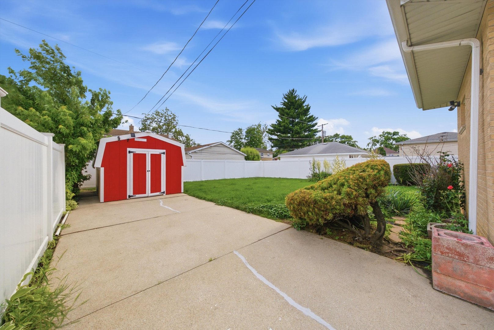 10623 Windsor Drive Property Photo 22