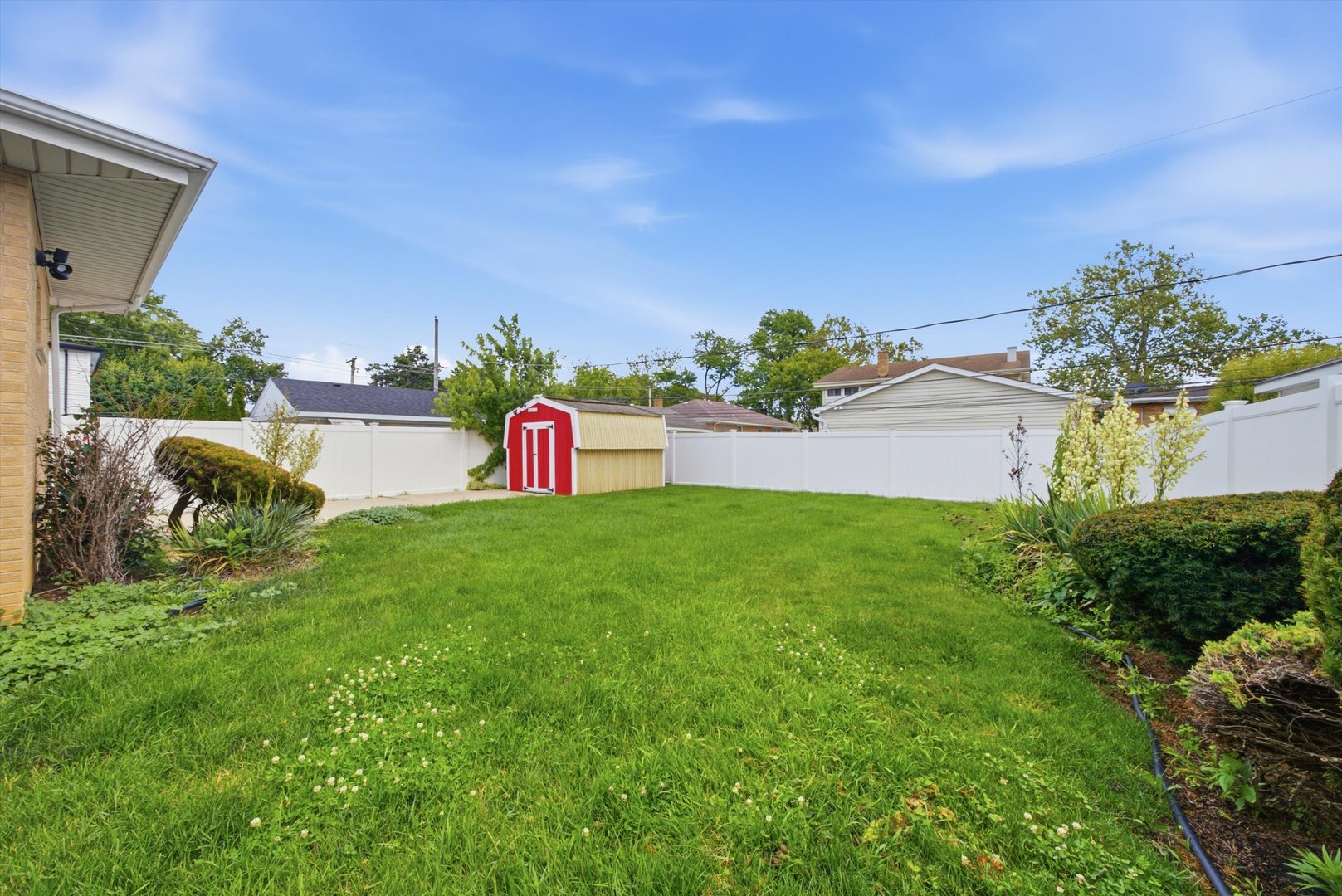 10623 Windsor Drive Property Photo 24