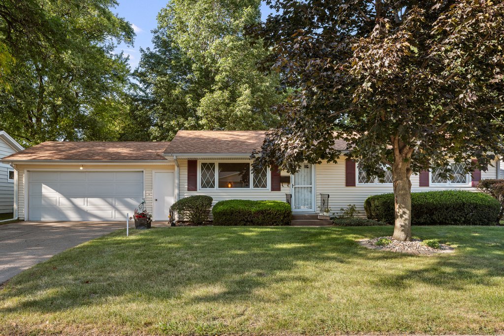 543 40th Avenue Property Photo 3