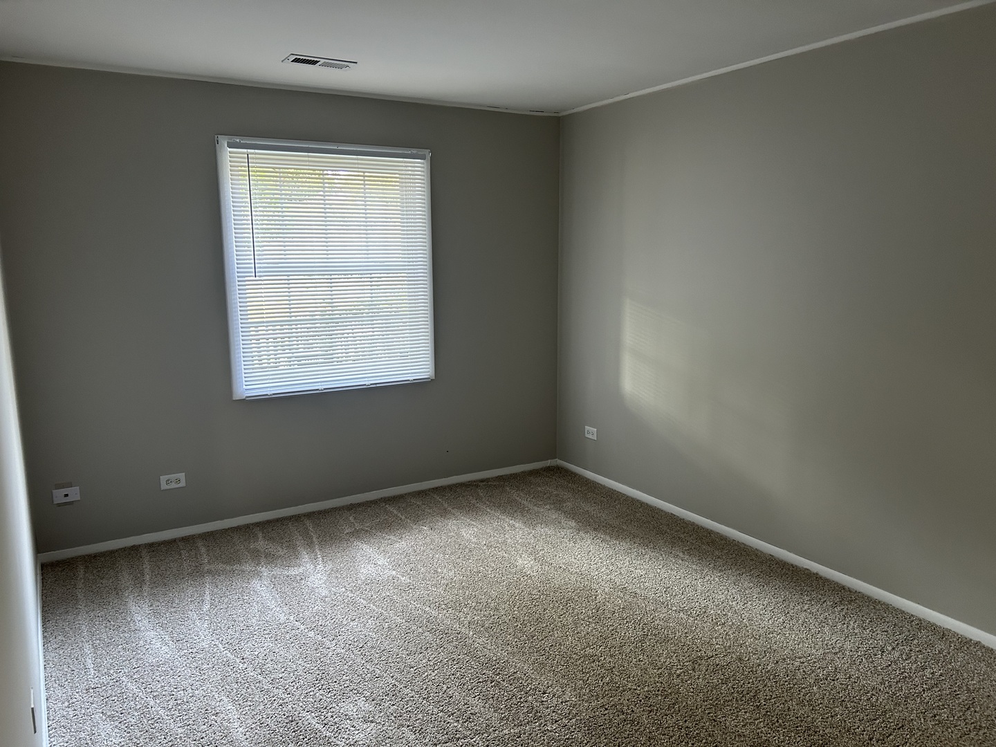 1116 Stratford Lane Property Photo 15