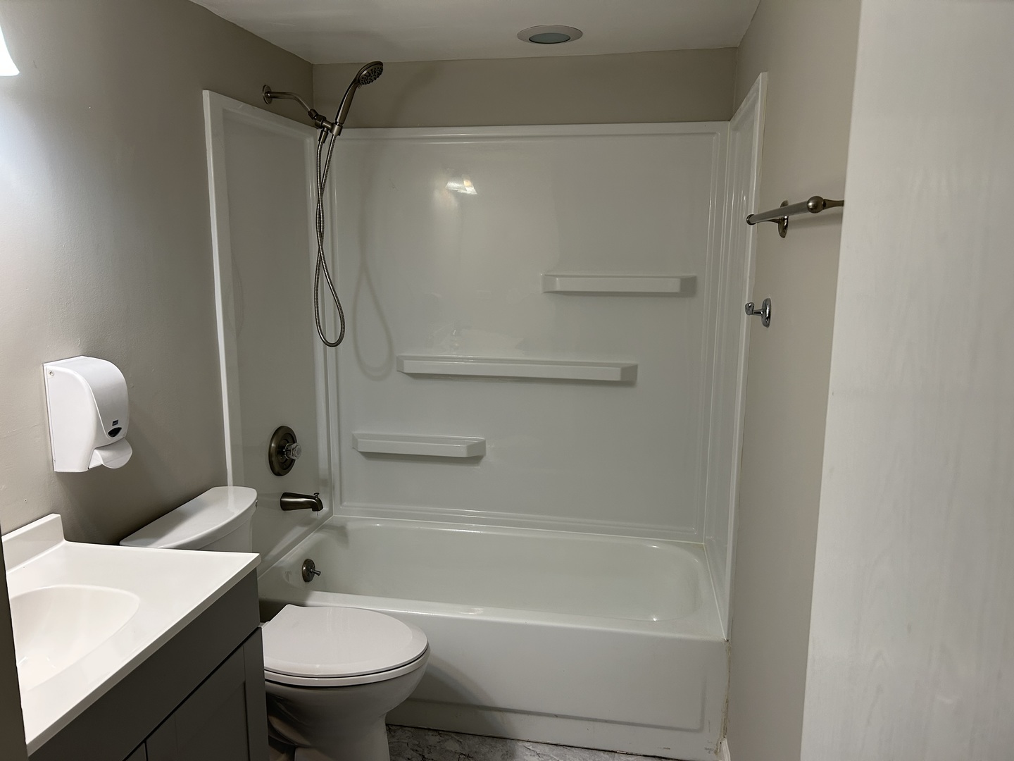1116 Stratford Lane Property Photo 17