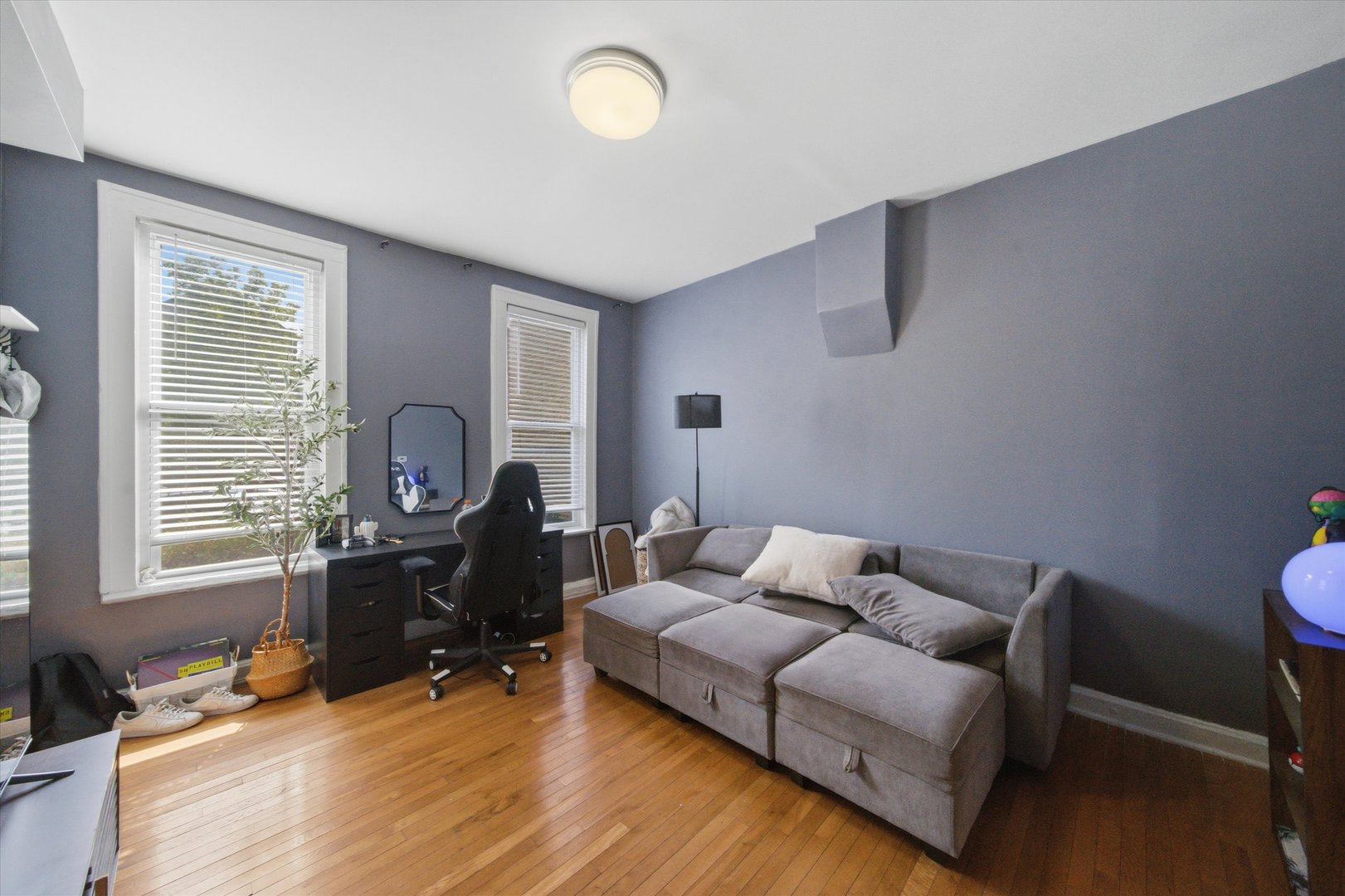 1512 N Maplewood Avenue Property Photo 6