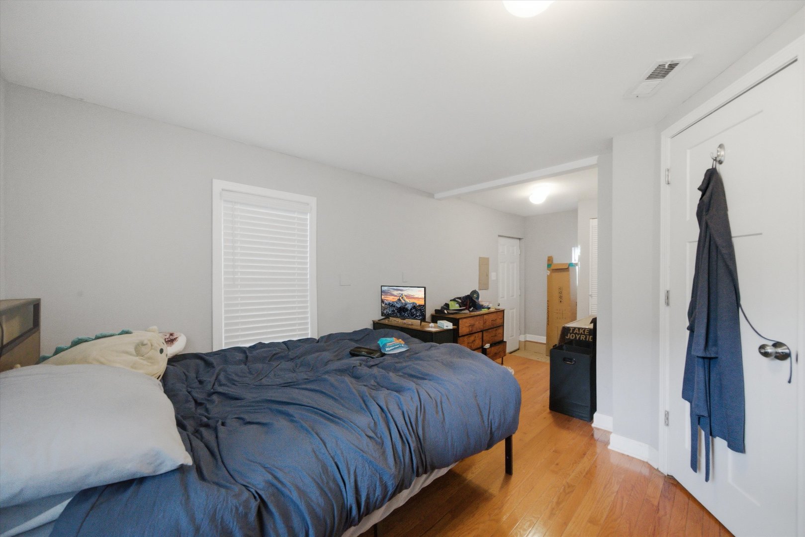 1512 N Maplewood Avenue Property Photo 16