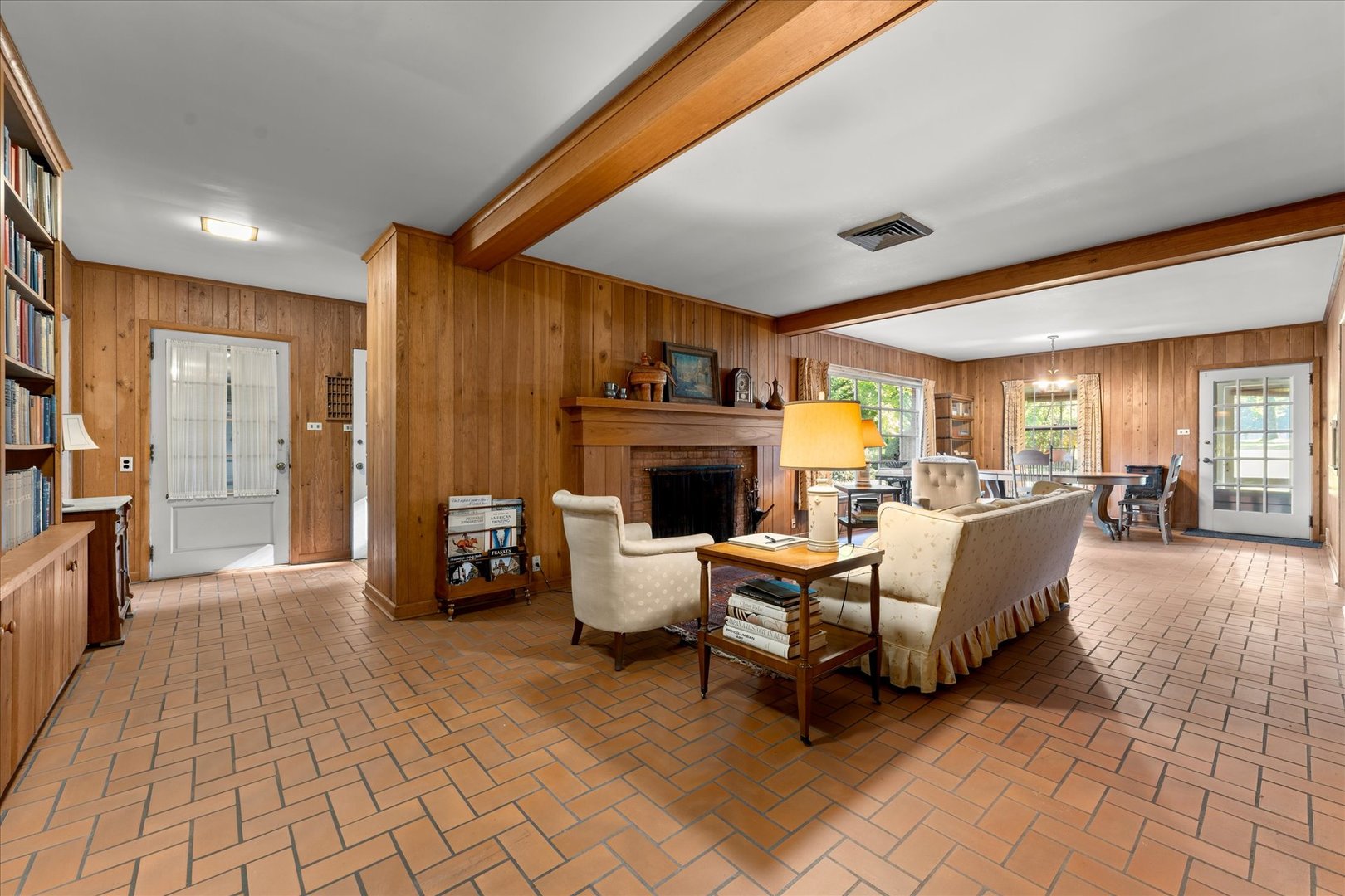 1110 Country Lane Property Photo 29