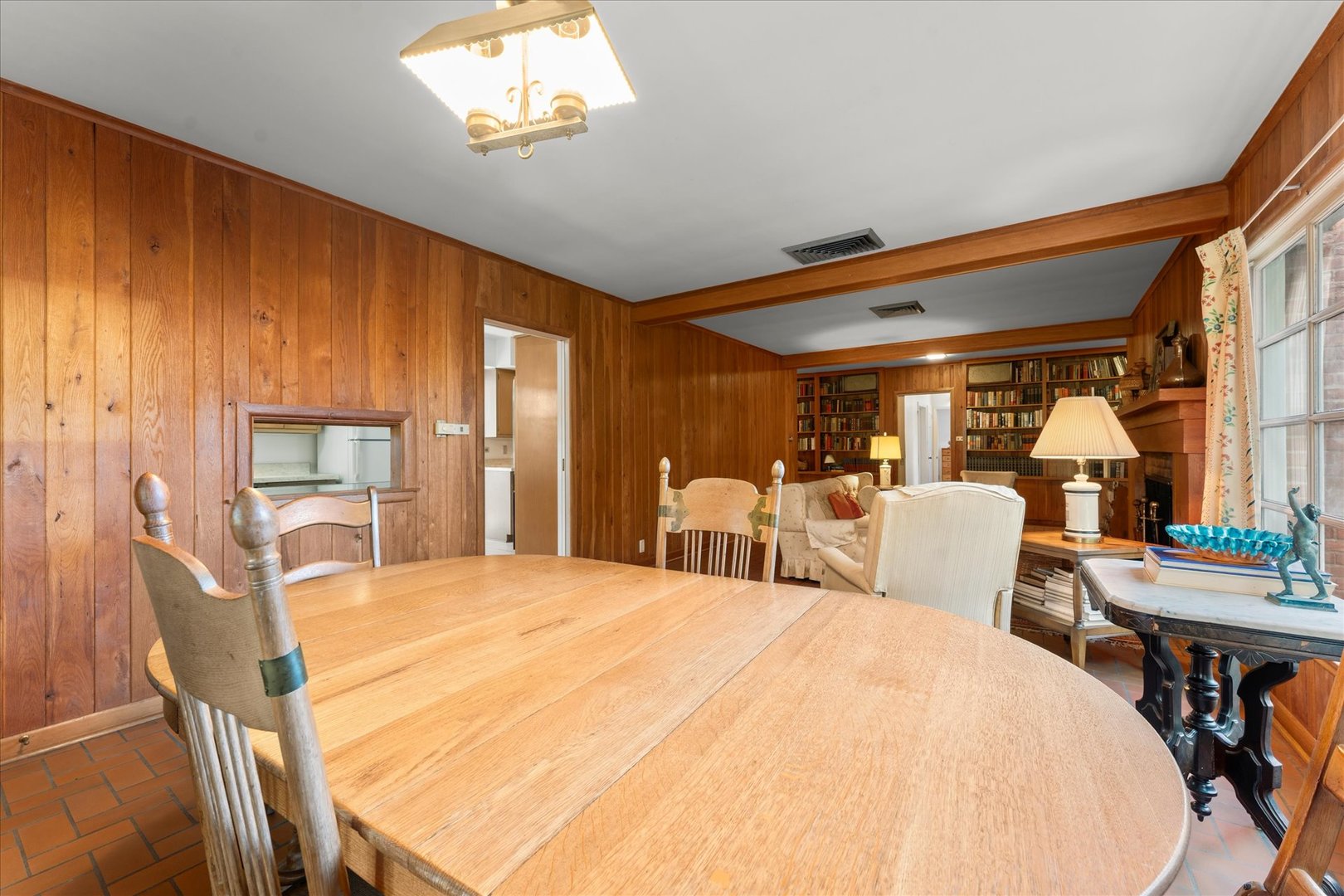 1110 Country Lane Property Photo 31
