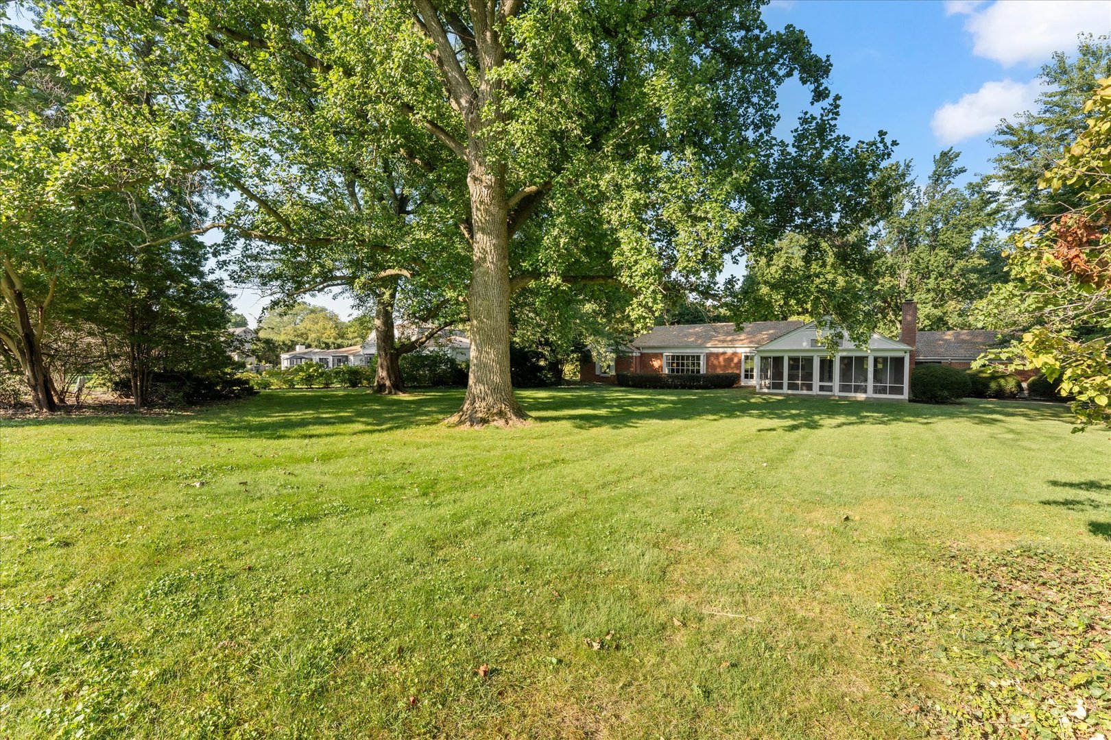 1110 Country Lane Property Photo 53
