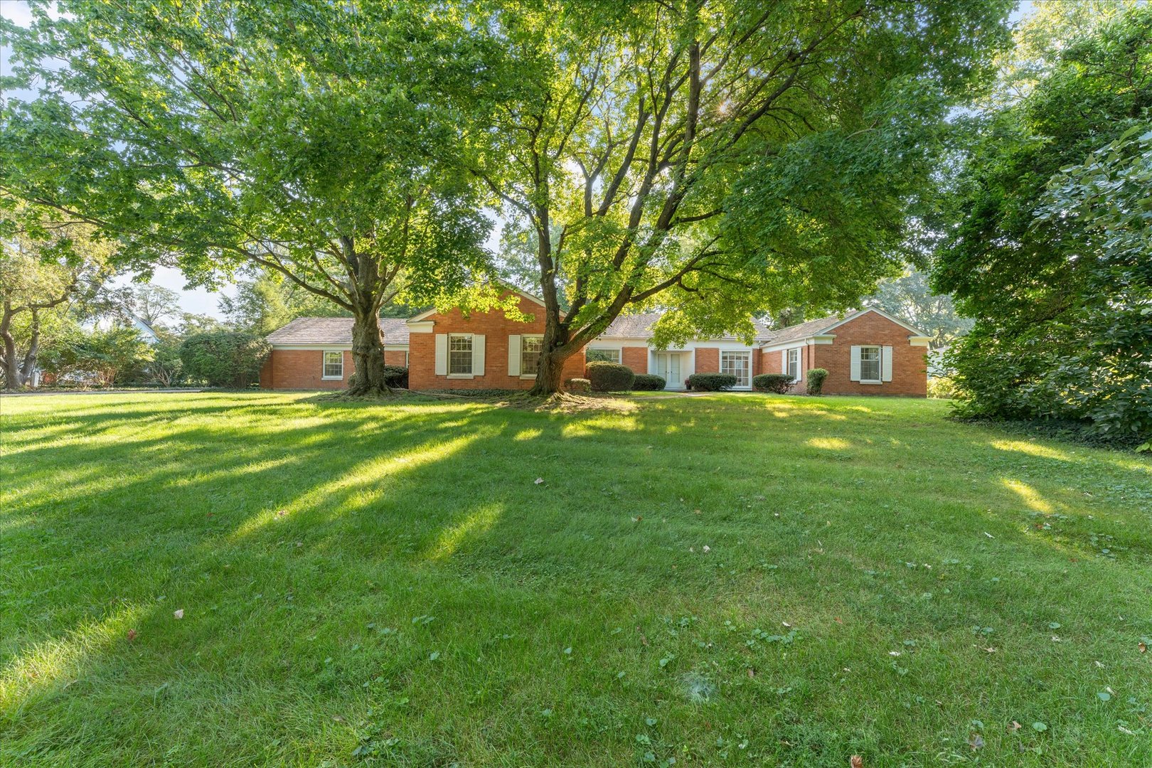 1110 Country Lane Property Photo 57