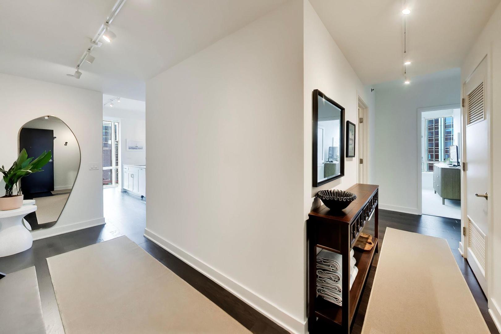 505 N Mcclurg Court 4505 Property Photo 12