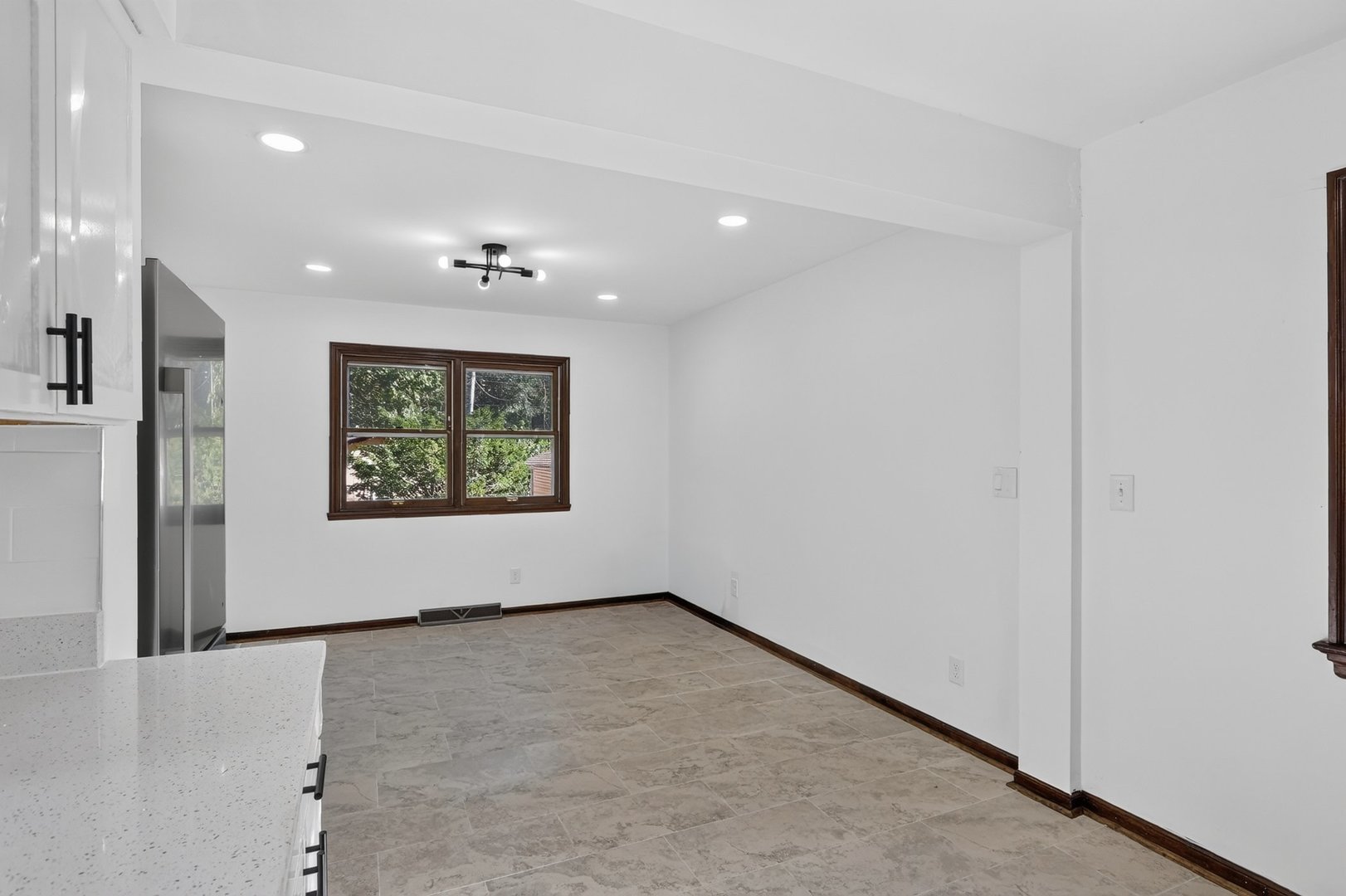 2917 Lawndale Avenue Property Photo 11