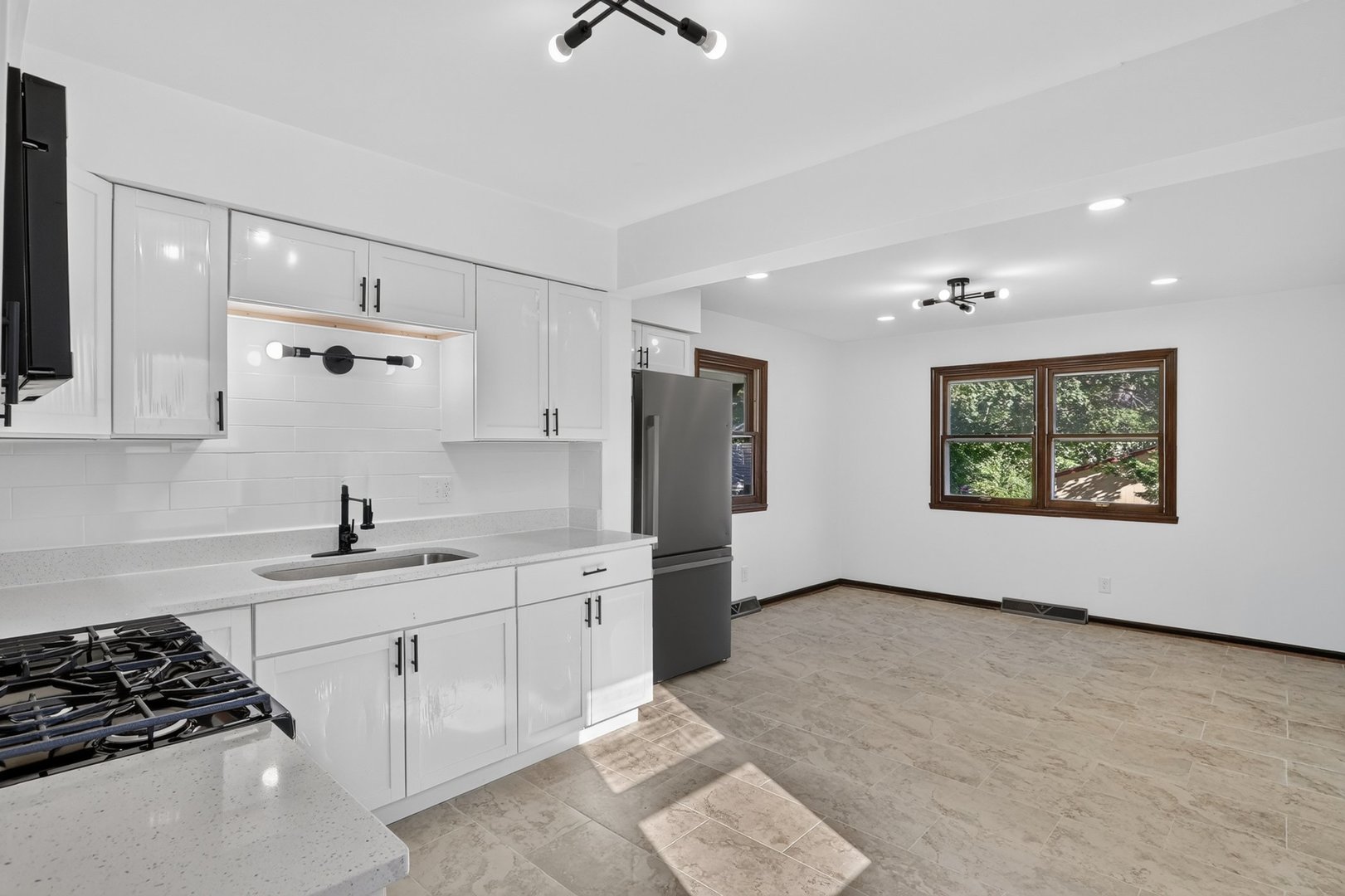 2917 Lawndale Avenue Property Photo 14