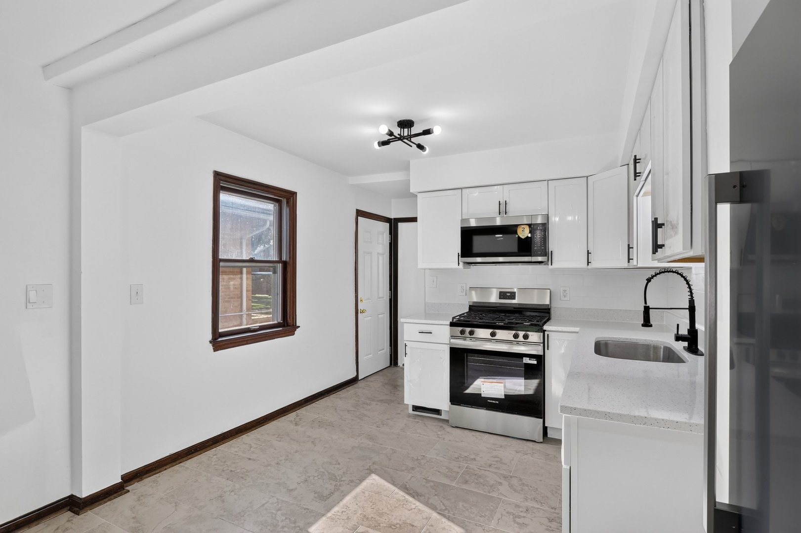 2917 Lawndale Avenue Property Photo 17