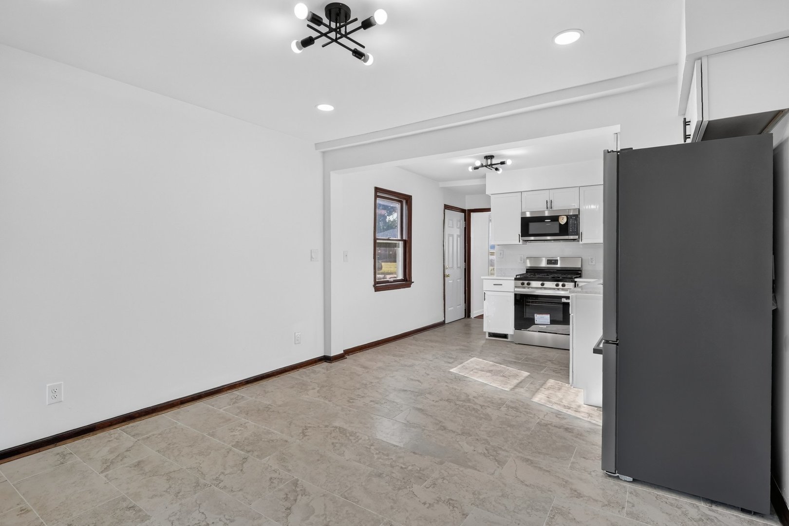 2917 Lawndale Avenue Property Photo 19