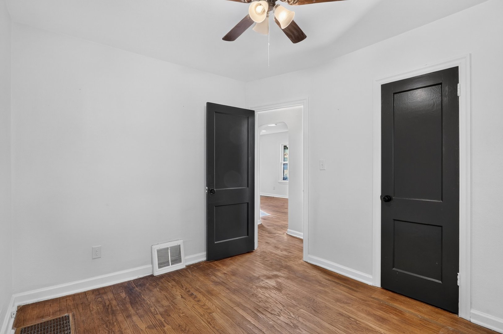 2917 Lawndale Avenue Property Photo 22