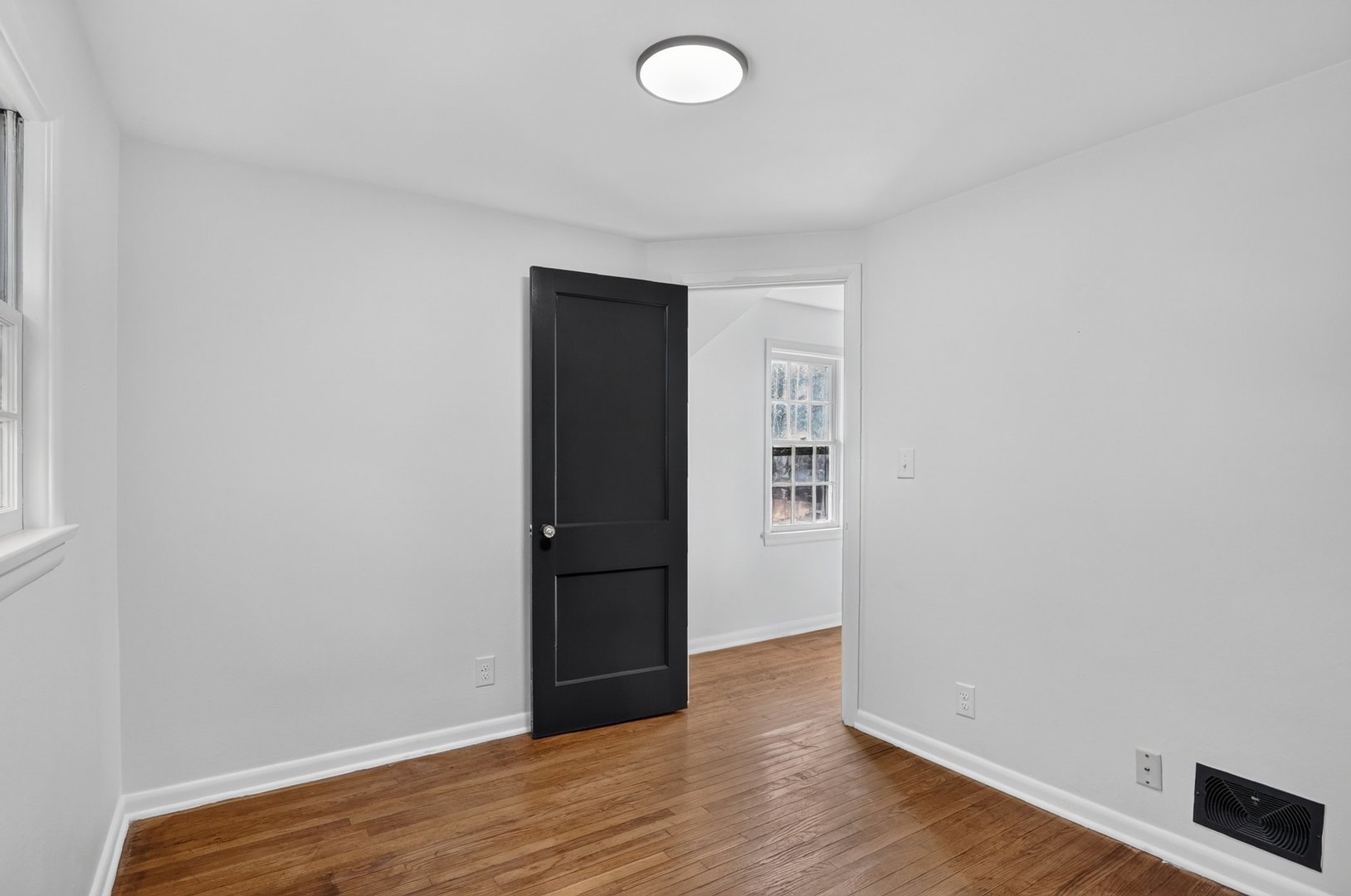 2917 Lawndale Avenue Property Photo 27