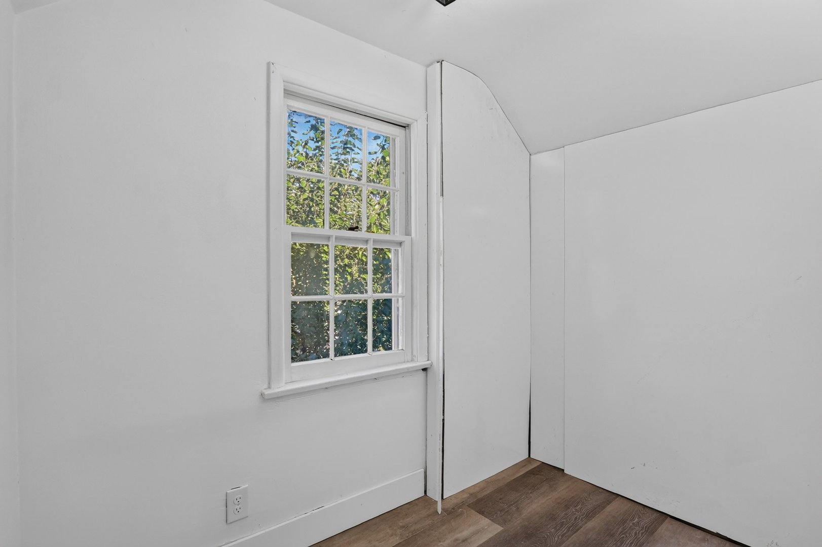2917 Lawndale Avenue Property Photo 28