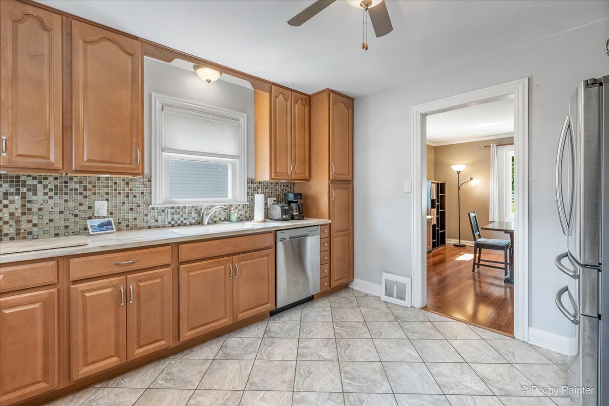 436 Le Grande Boulevard Property Photo 7