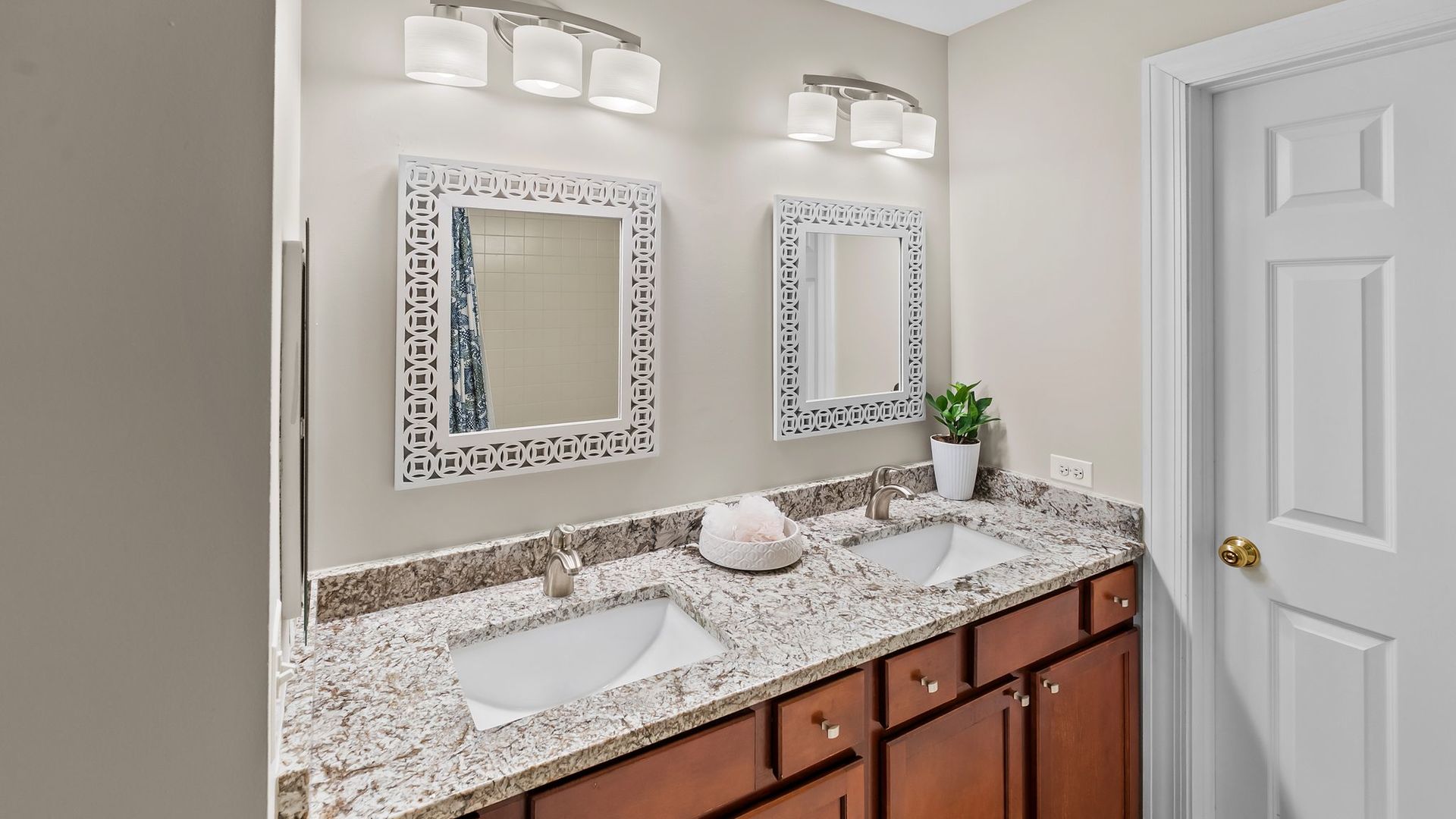 503 Barton Creek Drive Property Photo 26
