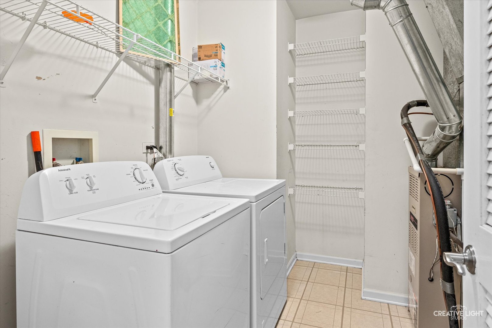 3292 Bromley Lane Property Photo 19