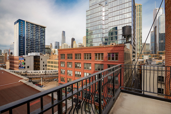 333 W Hubbard Street 610-611 Property Photo 12